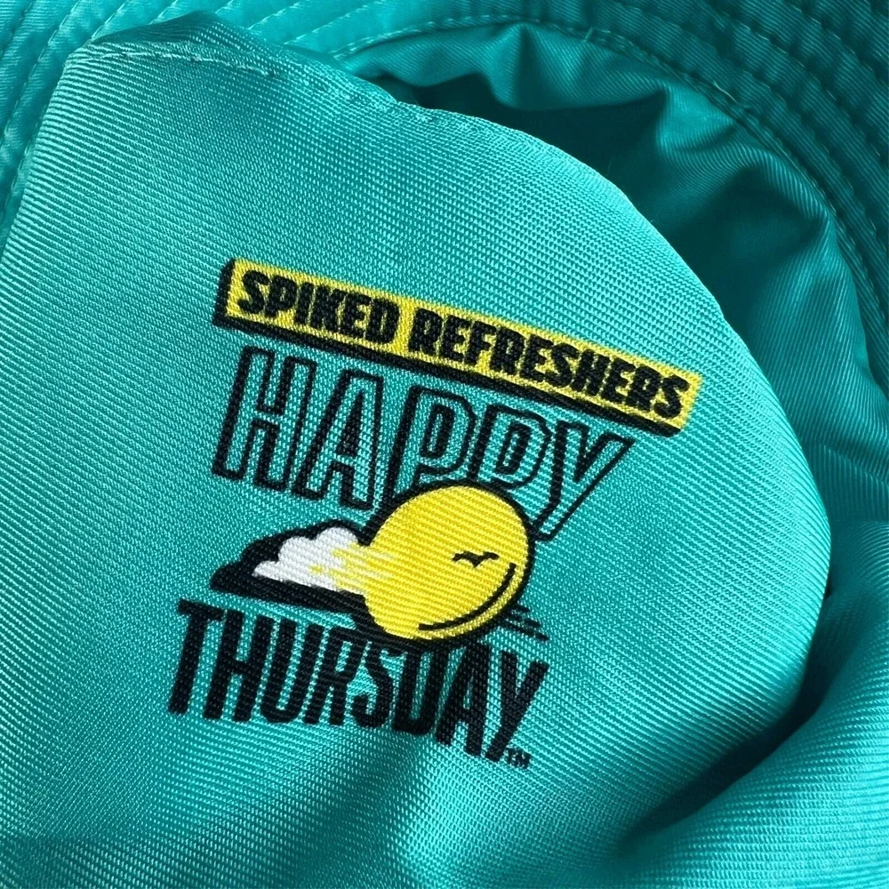 Happy Thursday Bucket Hat With Yellow Bird Pattern‎ Geometric